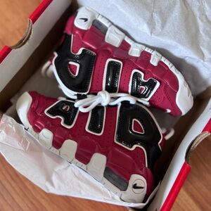 Nike Air More Uptempo